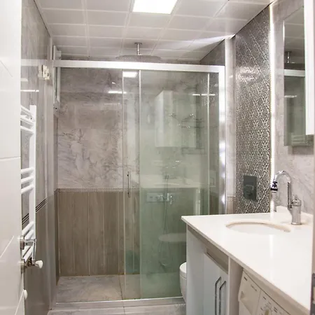 Lovely&comfy Flat Near Sea In Karsiyaka Daire